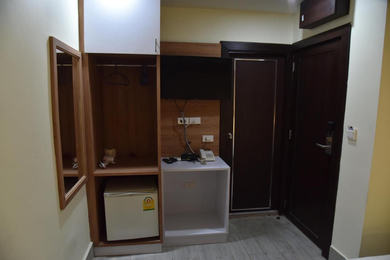 Rose Nana Hotel Bangkok Dış mekan fotoğraf