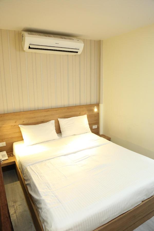 Rose Nana Hotel Bangkok Dış mekan fotoğraf