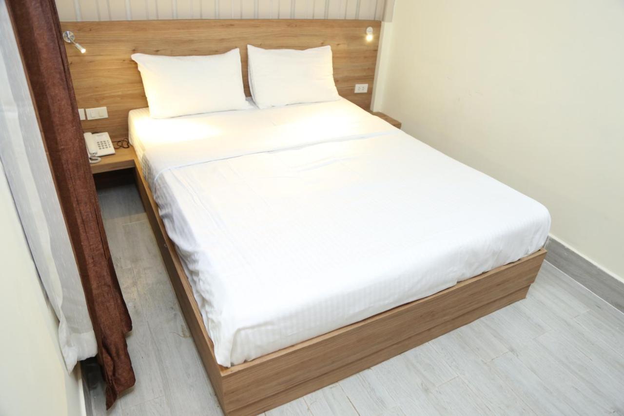 Rose Nana Hotel Bangkok Dış mekan fotoğraf